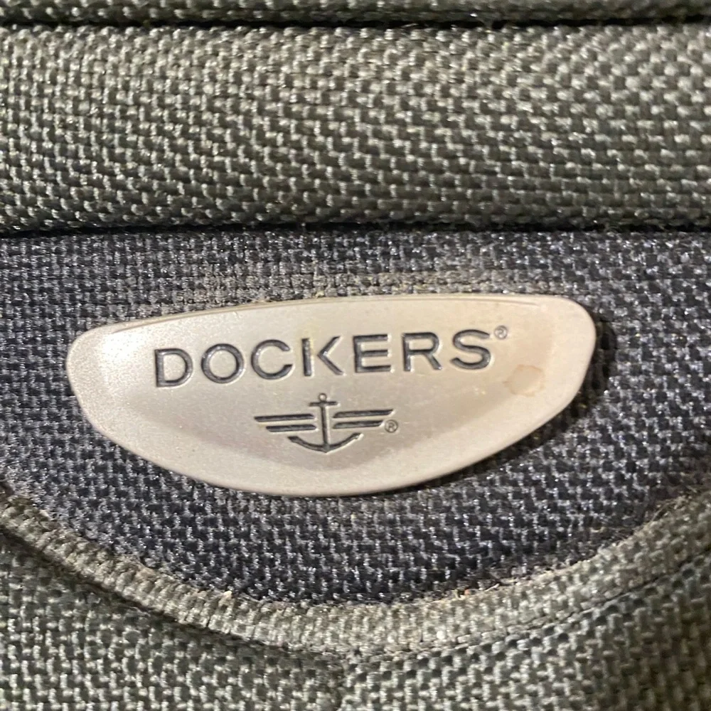 Dockers Dark Gray Men's Messenger Bag (PS)